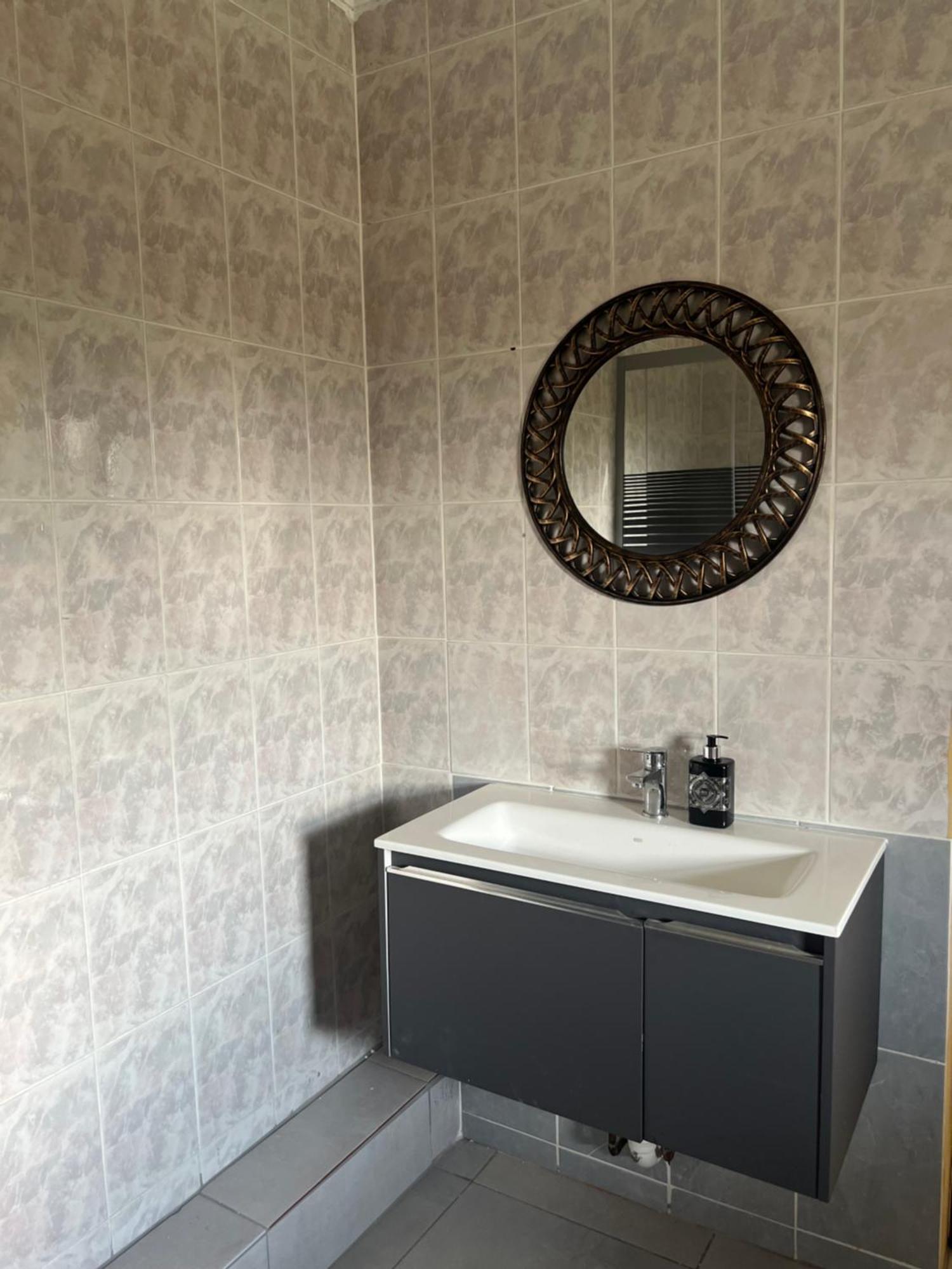 Nkguesthouse Ladysmith Dış mekan fotoğraf